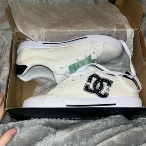 dcs, white, 7.5